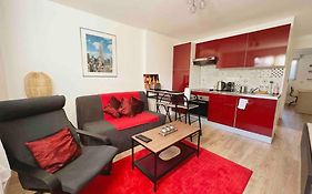 Appartement Ensoleille A 15 Minutes De Paris